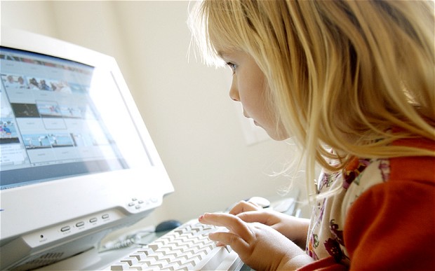 Savjeti za sigurnost djece i mladih na internetu