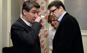 Bezobrazni ministar Jovanović i bahati premijer Milanović